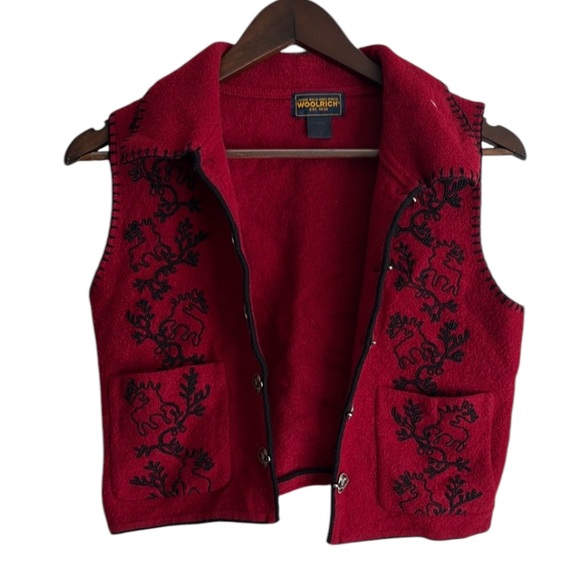 Woolrich Red Wool Deer Metal Heart Clasp Sweater Vest Size S - Picture 1 of 4